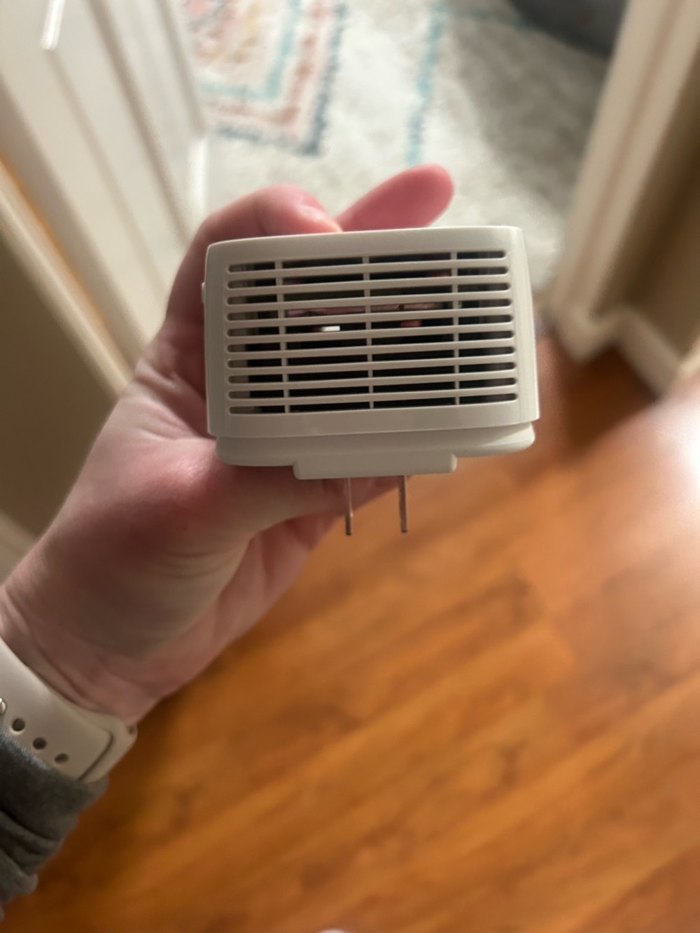 NETGEAR | AC750 WiFi Range Extender (EX2800) - Picture 10 of 10